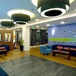Hampton By Hilton 3* יורק