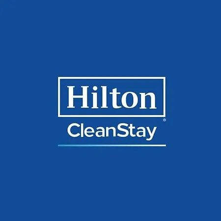 Hampton By Hilton 3*