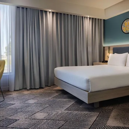 Hampton By Hilton Hotel 3*