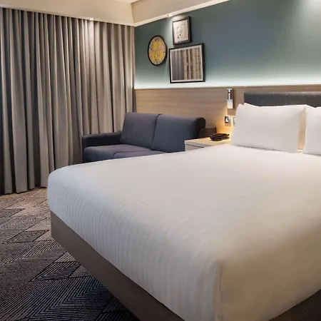 Hampton By Hilton