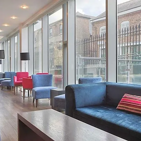 Hampton By Hilton Hotel