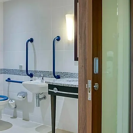 Hotel Hampton By Hilton