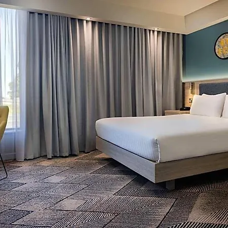 Hampton By Hilton Hotel 3*