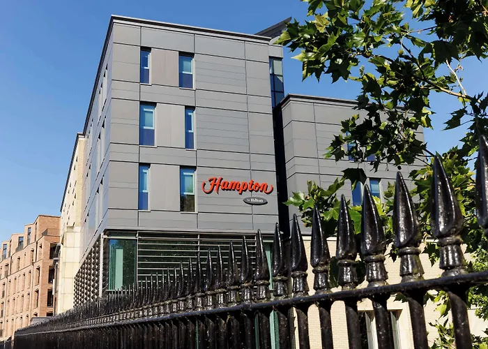 Hotel Hampton By Hilton 3*