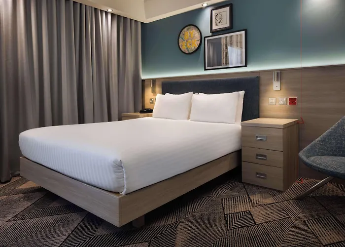 Hotel Hampton By Hilton 3*