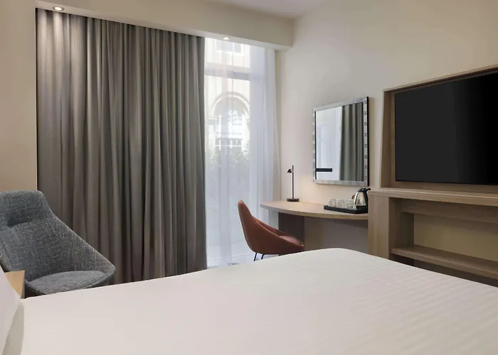 Hampton By Hilton Hotel